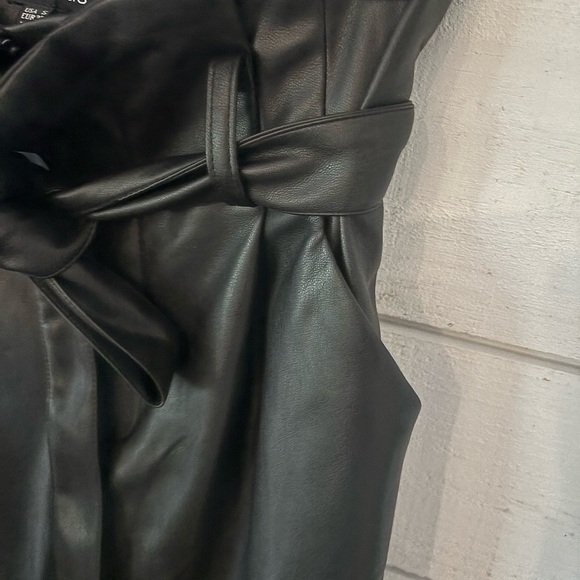 Lucy Paris Faux Leather Paperbag High Waist Ankle Pants Black - Picture 12 of 16